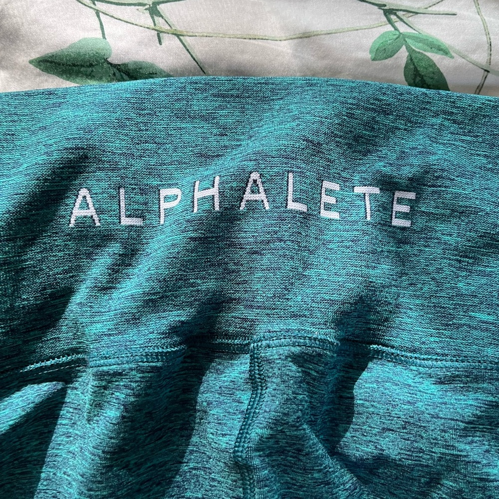 Alphalete Revival Leggings L